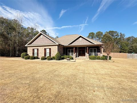 Photo of 306 Timberland Pass, Wetumpka, AL 36093 (MLS # 582586)