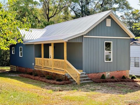 Photo of 20 Alber Drive, Tallassee, AL 36078 (MLS # 580496)