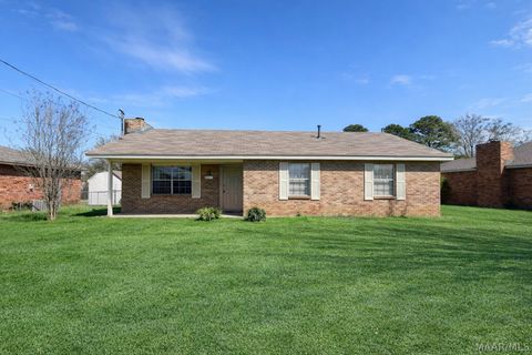 Photo of 1644 Deatsville Highway, Millbrook, AL 36054 (MLS # 584316)