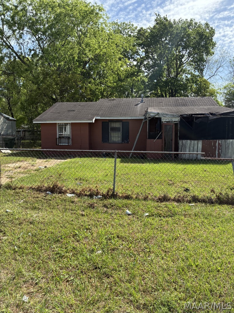 Photo 1 of 6 — 4127 Edgar D Nixon Avenue, Montgomery, AL 36105