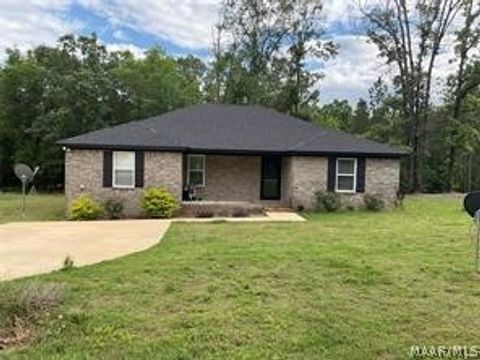 Photo of 215 Indian Lane, Tallassee, AL 36078 (MLS # 586514)