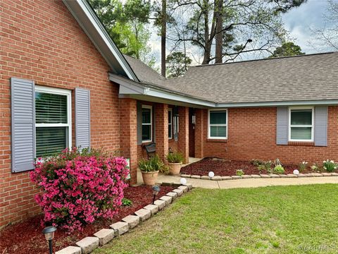 Photo of 725 Mary Ann Drive, Montgomery, AL 36109 (MLS # 584660)