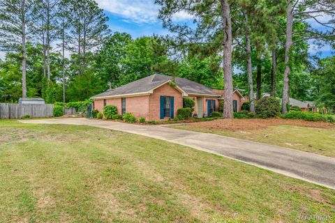 Photo of 647 Chatsworth Drive, Montgomery, AL 36109 (MLS # 586650)