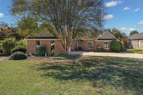 Photo of 312 Hampstead Street, Prattville, AL 36066 (MLS # 581382)