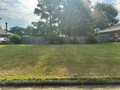 Photo of 1304 Pondcypress Drive, Montgomery, AL 36117 (MLS # 588690)