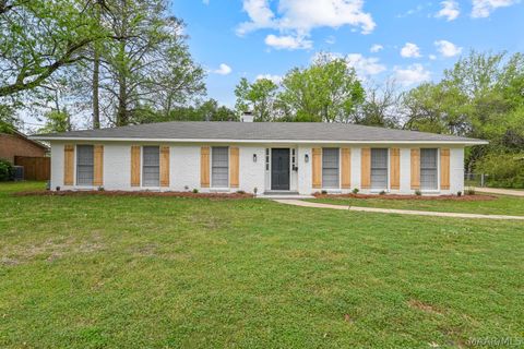 Photo of 2632 Burkelaun Drive, Montgomery, AL 36111 (MLS # 585261)