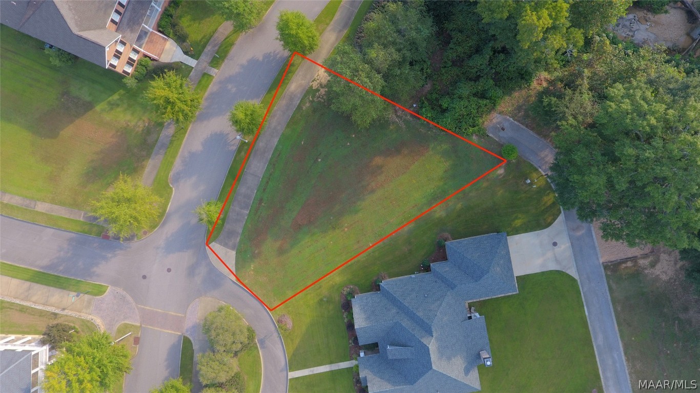 Photo 1 of 9 — 1922 Constitution Avenue, Prattville, AL 36066