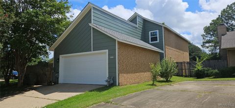 Photo of 1505 Westminster Drive, Montgomery, AL 36117 (MLS # 581366)