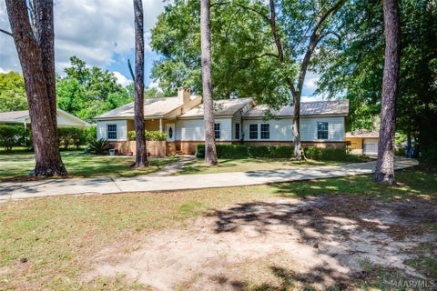 Photo of 965 Gaddis Avenue, Prattville, AL 36066 (MLS # 590101)
