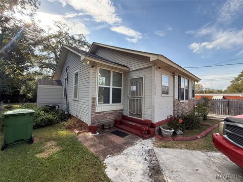 Photo of 3412 Doris Circle, Montgomery, AL 36105 (MLS # 580574)