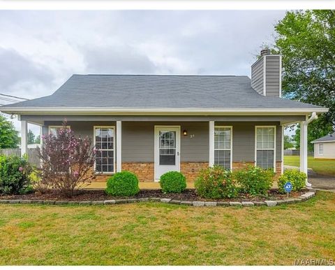 Photo of 34 Farmbrook Drive, Fort Mitchell, AL 36856 (MLS # 580825)