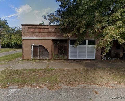 Photo of 901 L L Anderson Avenue, Selma, AL 36701 (MLS # 583027)