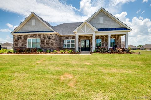 Photo of 416 MIDLAND Drive, Wetumpka, AL 36093 (MLS # 586760)