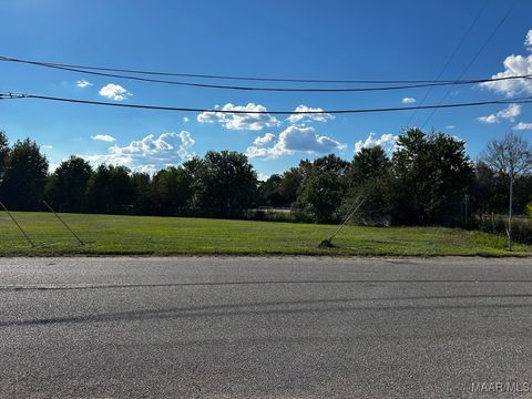 Photo of 2035 Jackson Ferry Road, Montgomery, AL 36104 (MLS # 580391)