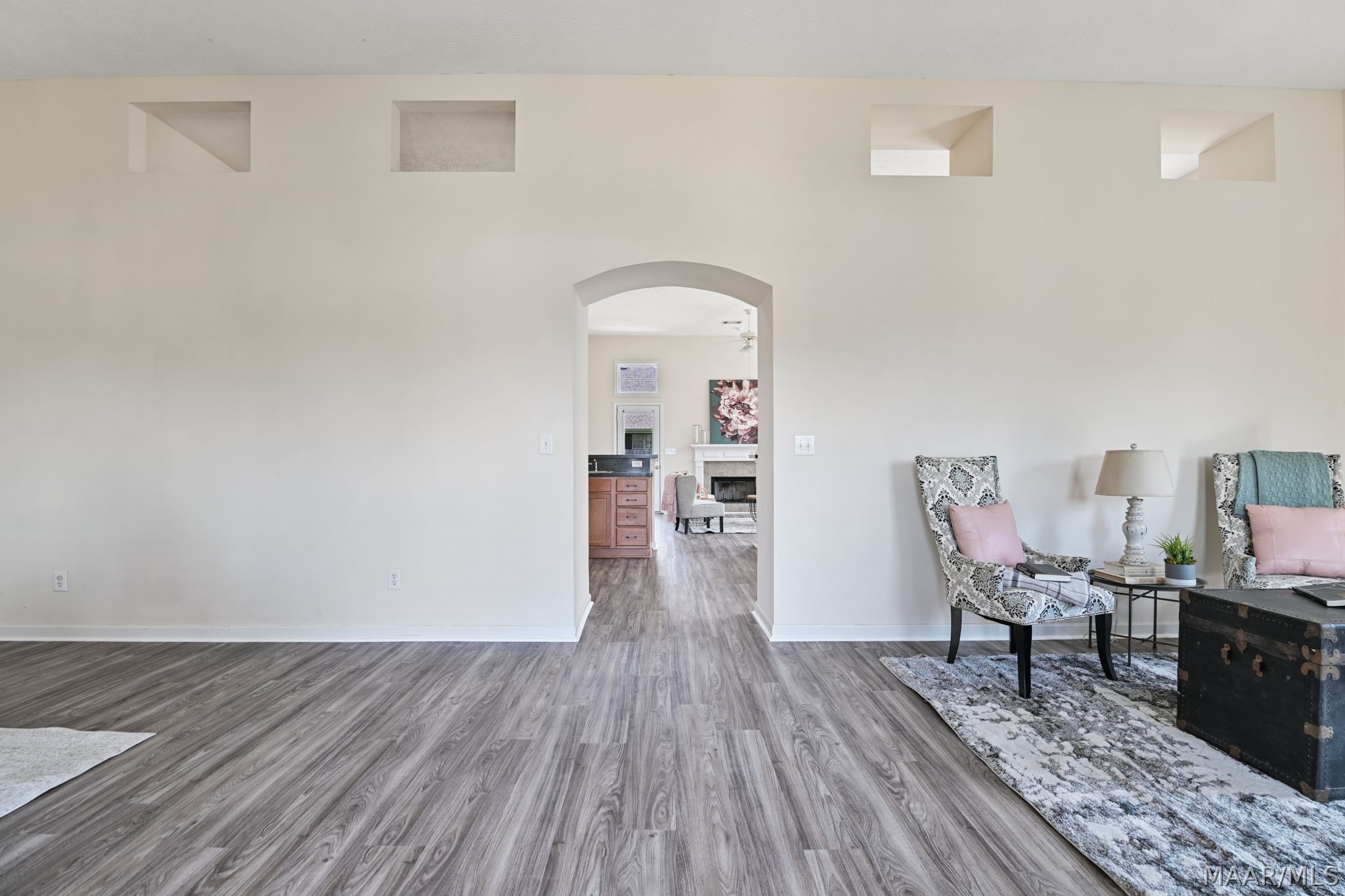 1022 THISTLE Road - Photo 3
