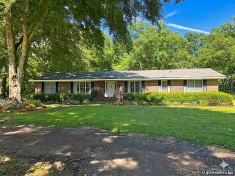Photo of 7509 Red Hill Road, Tallassee, AL 36078 (MLS # 587791)