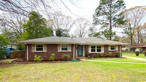Photo of 1013 HIGHPOINT Road, Montgomery, AL 36109 (MLS # 582625)