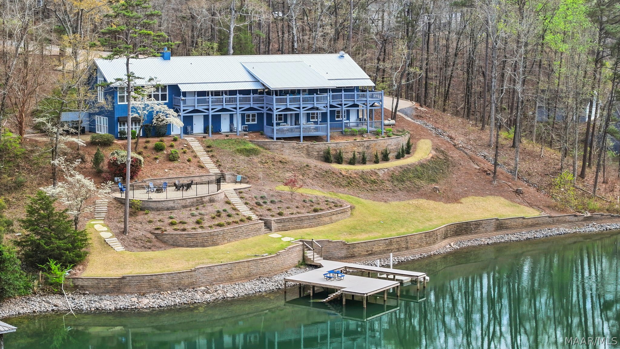 Tallassee, Alabama, 36078, United States, 9 Bedrooms Bedrooms, ,7 BathroomsBathrooms,Residential,Active,2031420