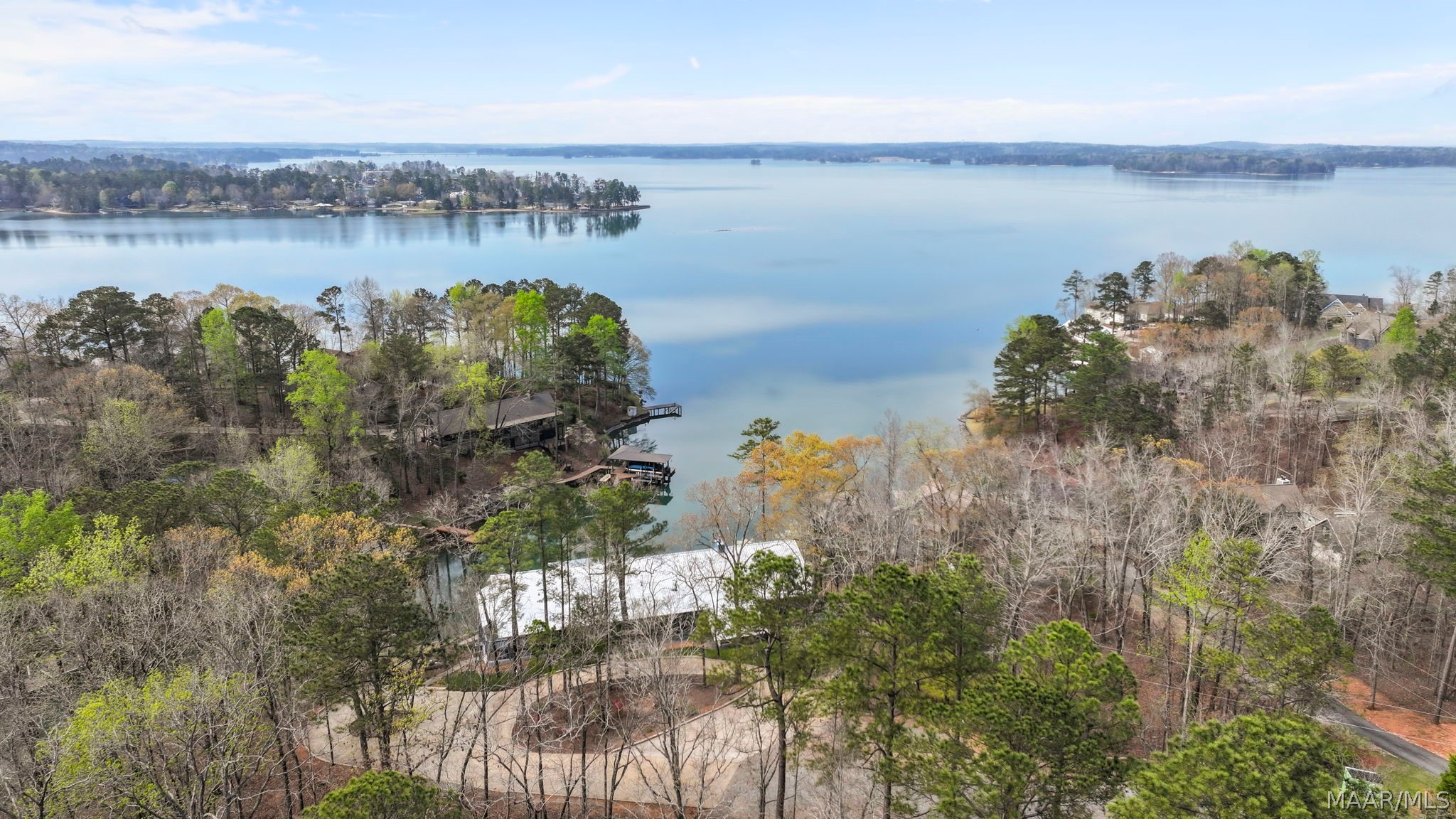 Tallassee, Alabama, 36078, United States, 9 Bedrooms Bedrooms, ,7 BathroomsBathrooms,Residential,Active,2031420