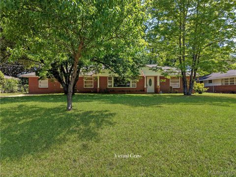 Photo of 3012 PELZER Avenue, Montgomery, AL 36109 (MLS # 585685)