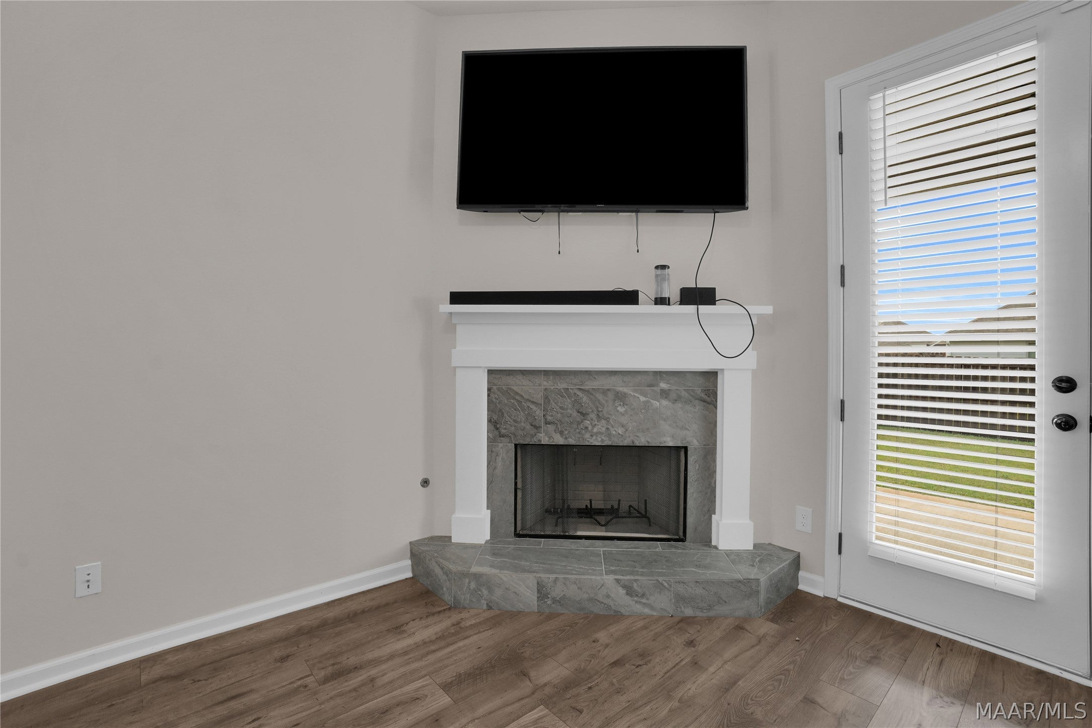 10801 Blackwater Court - Photo 4