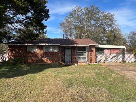 Photo of 3061 Alta Road, Montgomery, AL 36110 (MLS # 581915)