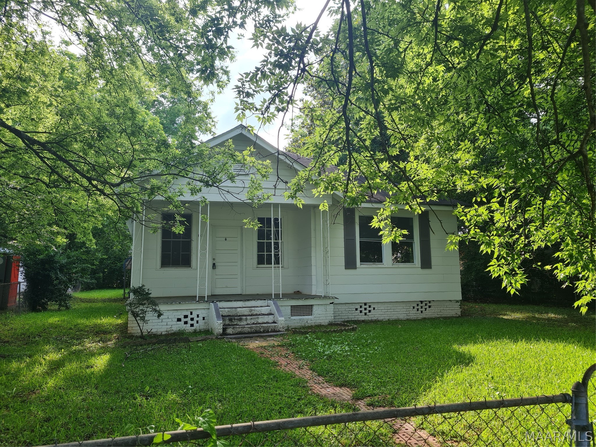 Photo 1 of 13 — 603 6th Street, Montgomery, AL 36110