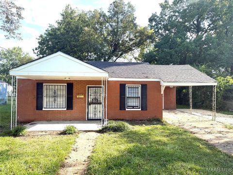 Photo of 501 Japonica Street, Montgomery, AL 36105 (MLS # 579769)