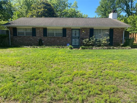 Photo of 3910 Matterhorn Street, Montgomery, AL 36116 (MLS # 586772)