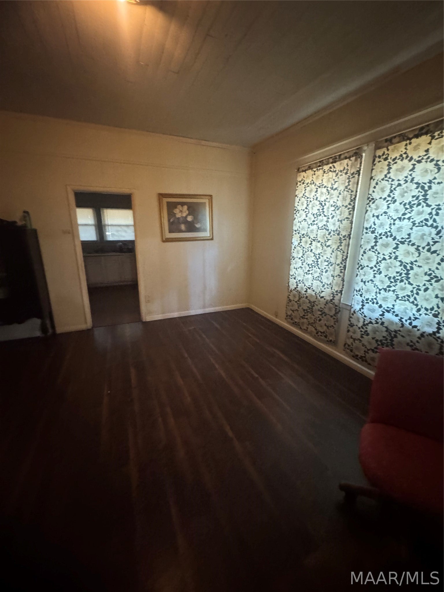108 N COLLEGE Street - Photo 2