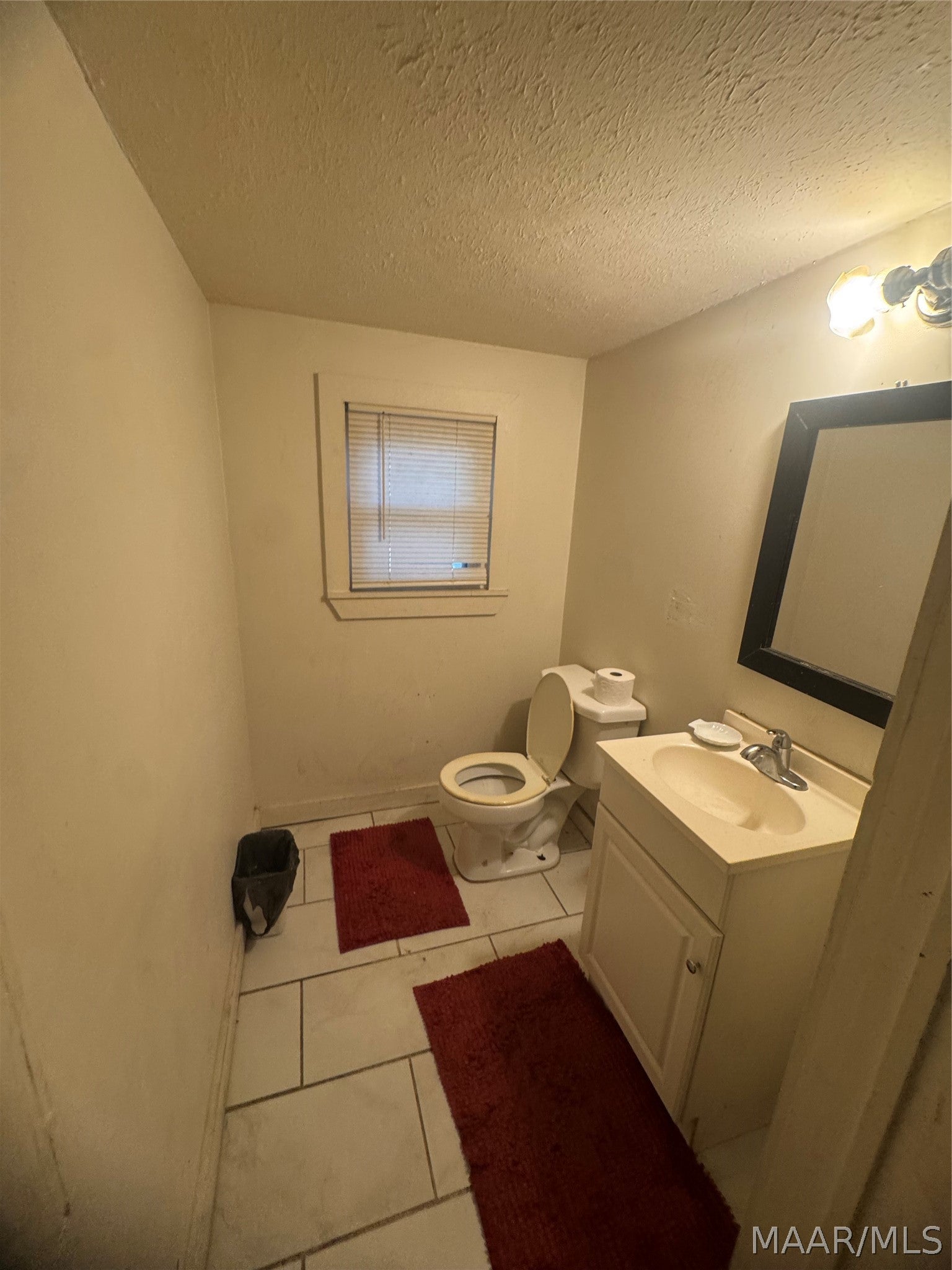 108 N COLLEGE Street - Photo 3