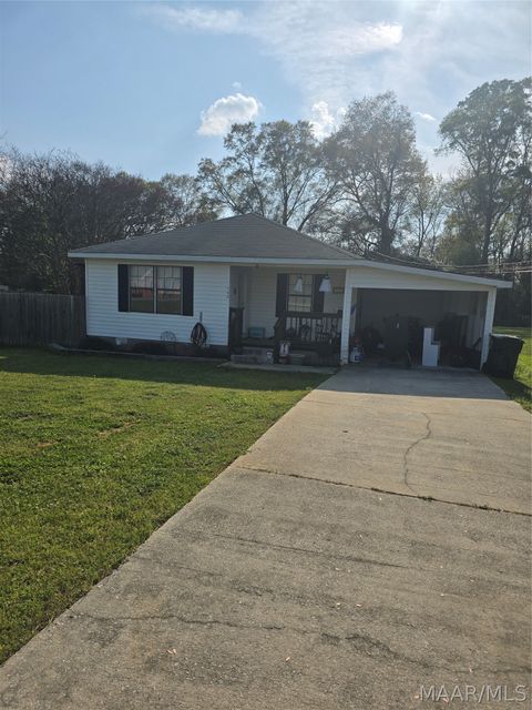 Photo of 740 County Road 41 Road, Clanton, AL 35046 (MLS # 585189)