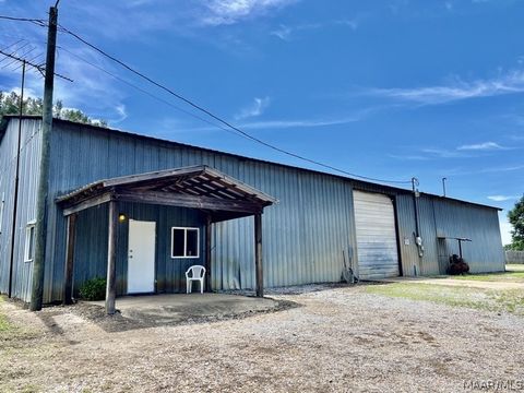 Photo of 3990 Grier Road, Wetumpka, AL 36092 (MLS # 588075)