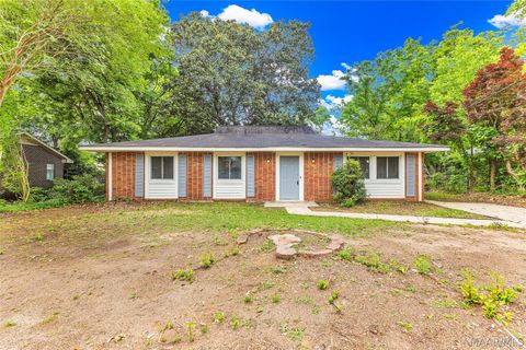 Photo of 6132 Gladstone Drive, Montgomery, AL 36117 (MLS # 586569)