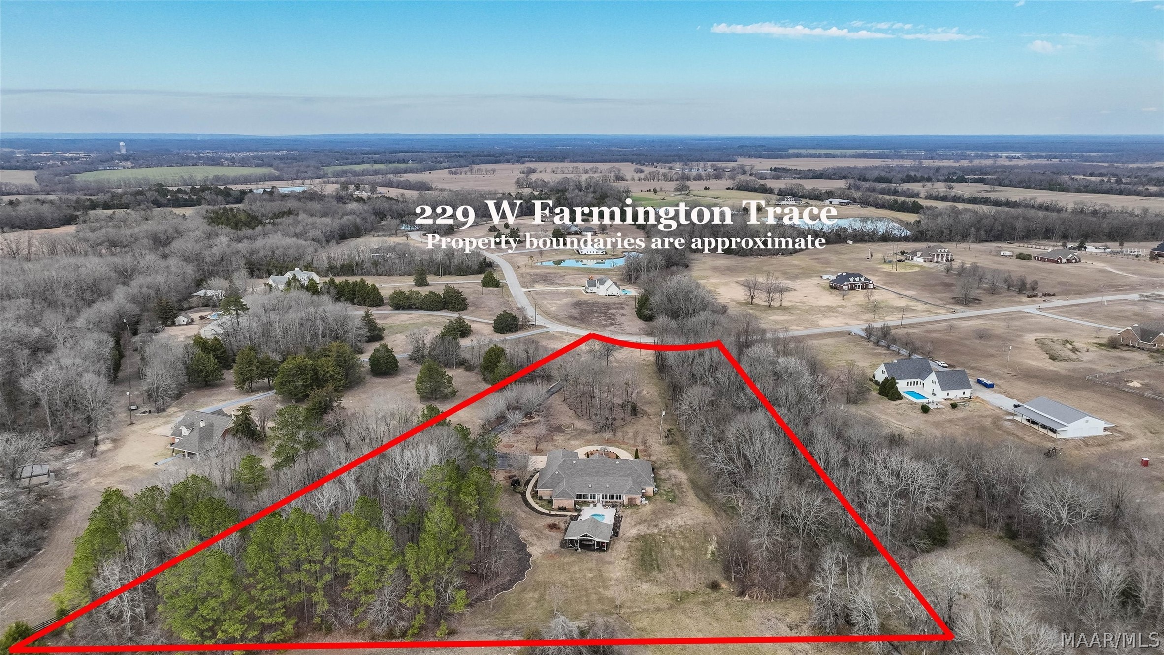 229 W Farmington Trace