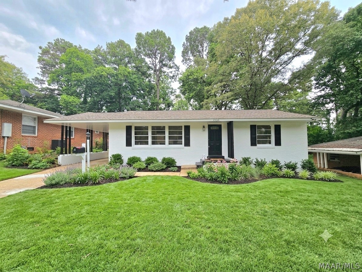 Photo 1 of 28 — 3326 VERMONT Drive, Montgomery, AL 36109