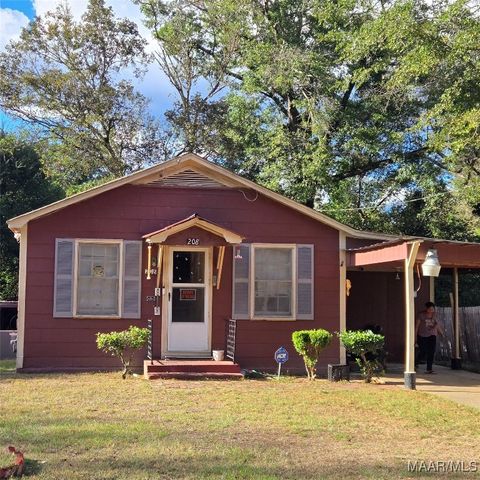 Photo of 208 Smilax Avenue, Selma, AL 36703 (MLS # 580481)