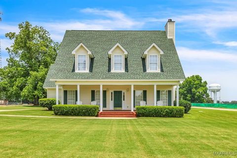 Photo of 65 Whatley Drive, Deatsville, AL 36022 (MLS # 580146)