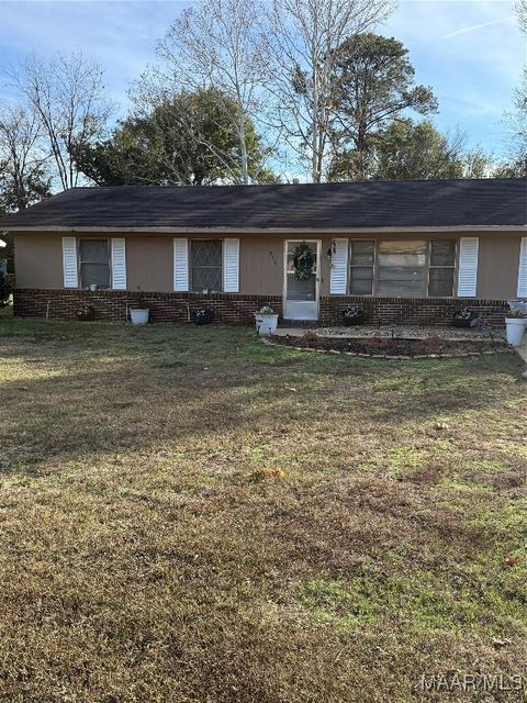 Photo of 210 9th Avenue, Selma, AL 36701 (MLS # 581901)