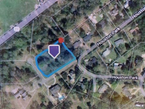 Photo of 7 Houston Park Circle, Selma, AL 36701 (MLS # 547836)