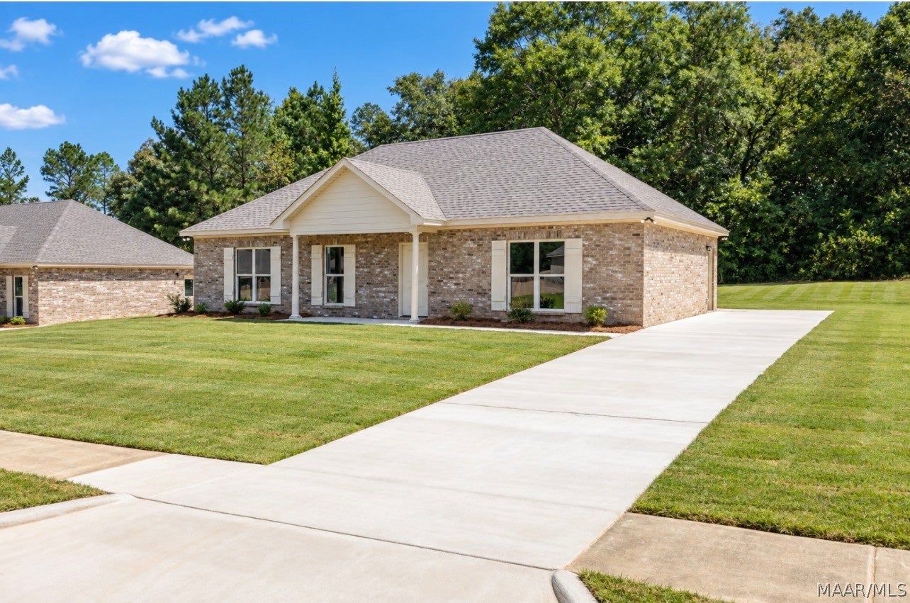35 Ashley Drive - Photo 2