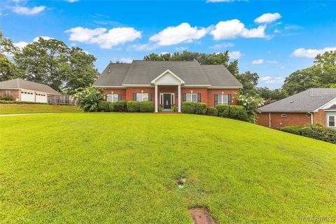 Photo of 138 Poplar Street, Prattville, AL 36066 (MLS # 588698)