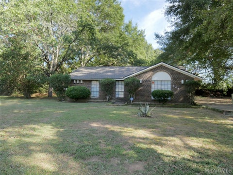 Photo of 504 FERNDALE Court, Montgomery, AL 36110 (MLS # 590818)