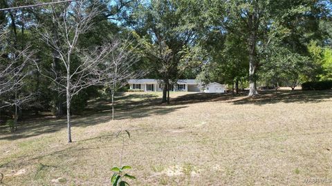 Photo of 765 CENTRAL PLANK Road, Wetumpka, AL 36092 (MLS # 580554)