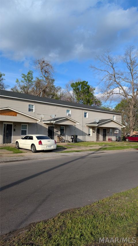 Photo of 1703 Voeglin Avenue, Selma, AL 36701 (MLS # 584724)