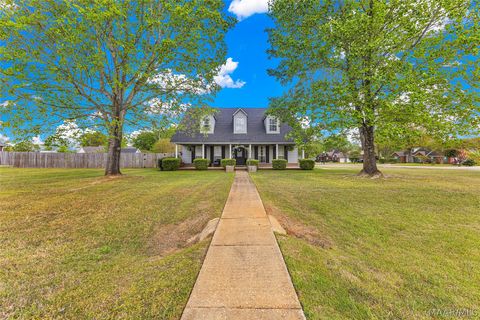Photo of 227 Mcrae Road, Deatsville, AL 36022 (MLS # 581544)