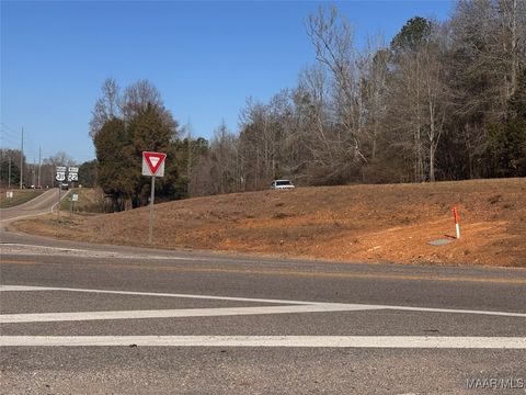 Photo of 628 Highway 22, Verbena, AL 36091 (MLS # 571904) Photo of 628 Highway 22, Verbena, AL 36091 (MLS # 571904)