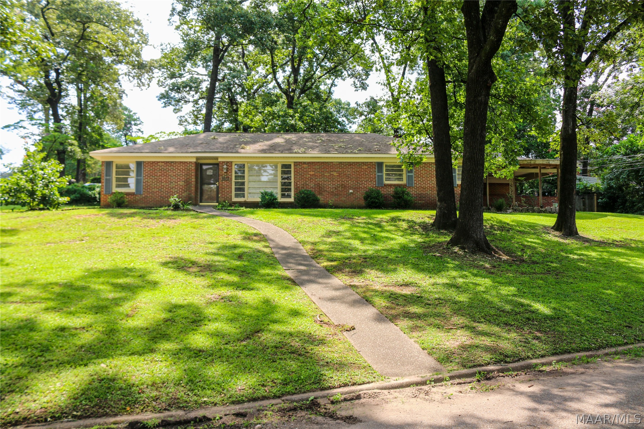Photo 1 of 12 — 3503 S Georgetown Drive, Montgomery, AL 36109