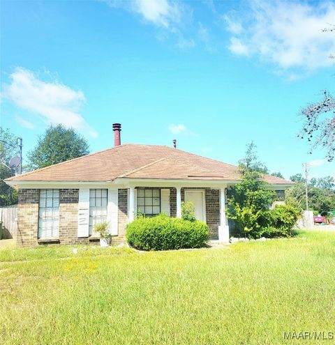 Photo of 842 W Canyon Court, Montgomery, AL 36110 (MLS # 580061)