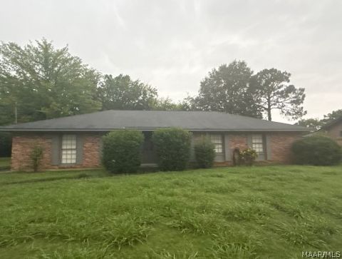 Photo of 3061 MERRIMAC Drive, Montgomery, AL 36111 (MLS # 586360)
